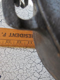 Griswold Cast Iron Dutch Oven Roaster, Erie #10 - Yesteryear Essentials
 - 8
