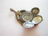 Antique Spring Loaded 4 Photo Locket - Yesteryear Essentials
 - 2