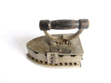 Antique Cast Iron Elferink & Laroy Iron - Yesteryear Essentials
 - 7